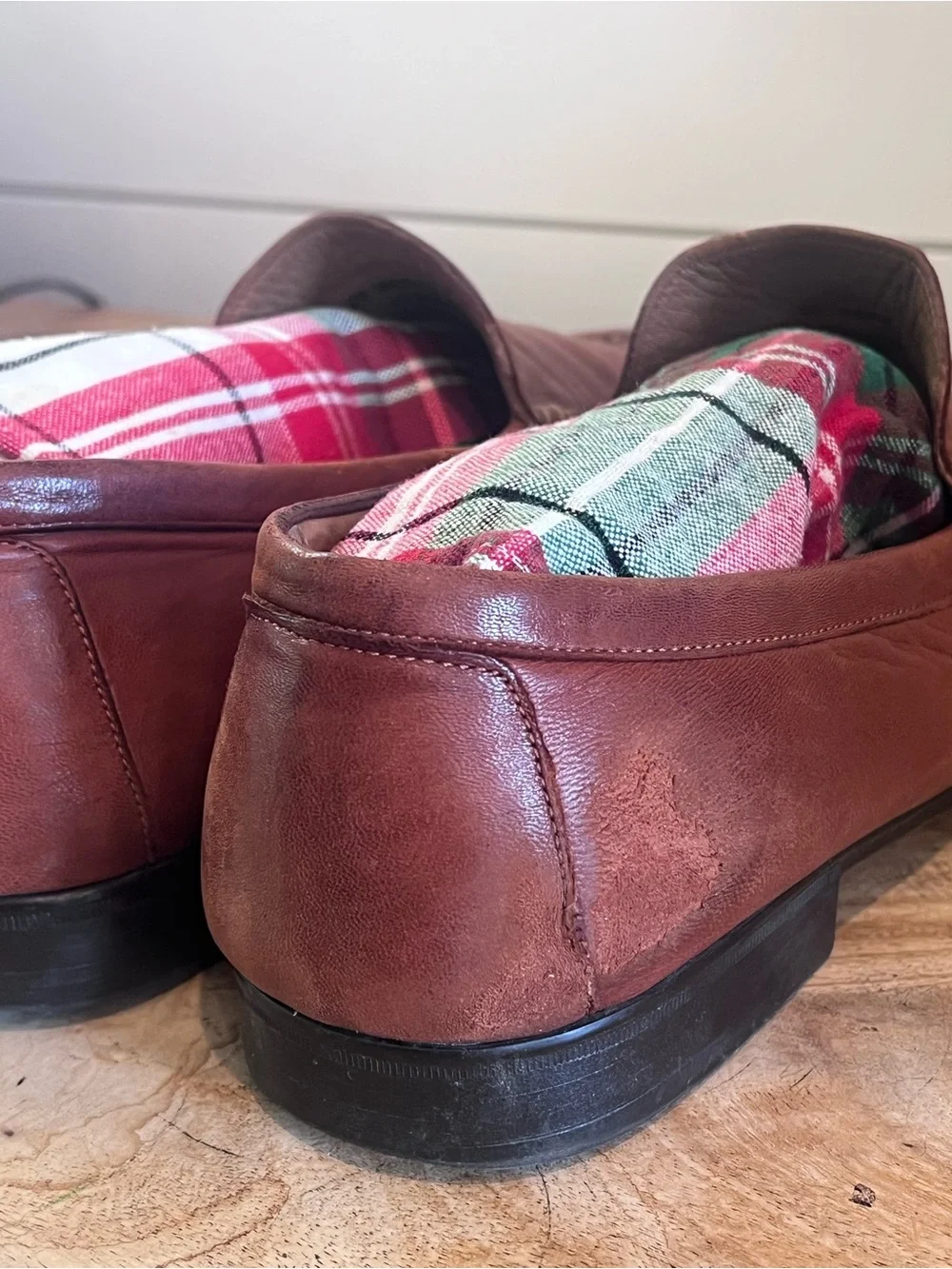 Johnston & Murphy Sheepskin Chestnut Brown Butter Soft Leather Loafers RL